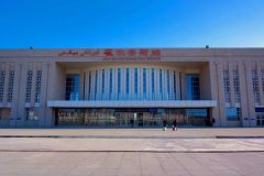 旅行团从乌鲁木齐出